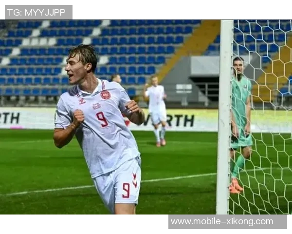 舍什科社交媒体庆祝进球胜利霍伊伦送上祝贺与友谊之声 舍什科社交媒体庆祝进球胜利霍伊伦送上祝贺与友谊之声