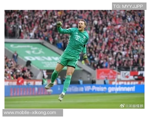 鲍曼赞诺伊尔为世界顶级门将之一树立了标杆与榜样