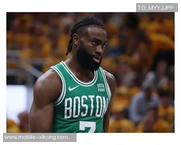 杰伦布朗坚定信念从未缺席季后赛深知球队潜力与实力