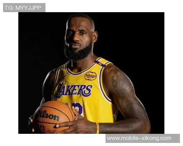 多少球迷期待勒布朗昨日的重大决定与未来动向