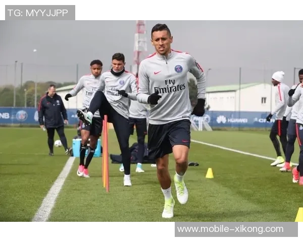 米兰客场挑战帕尔马阵容揭晓魔笛领衔莱奥恩昆库搭档库特罗内对战旧主