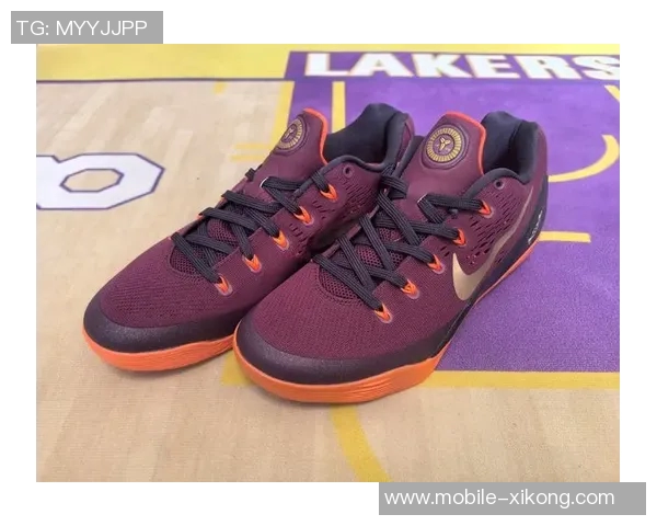 11月球鞋上脚配色排行榜科比鞋款霸占六席引发热议 11月球鞋上脚配色排行榜科比鞋款霸占六席引发热议