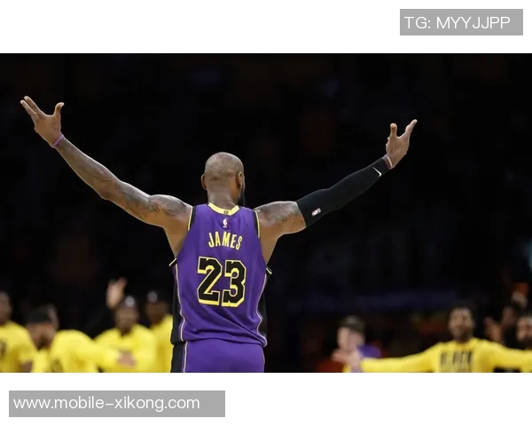 詹姆斯创41岁后单场得分新高转发官方纪录感慨幸运之至
